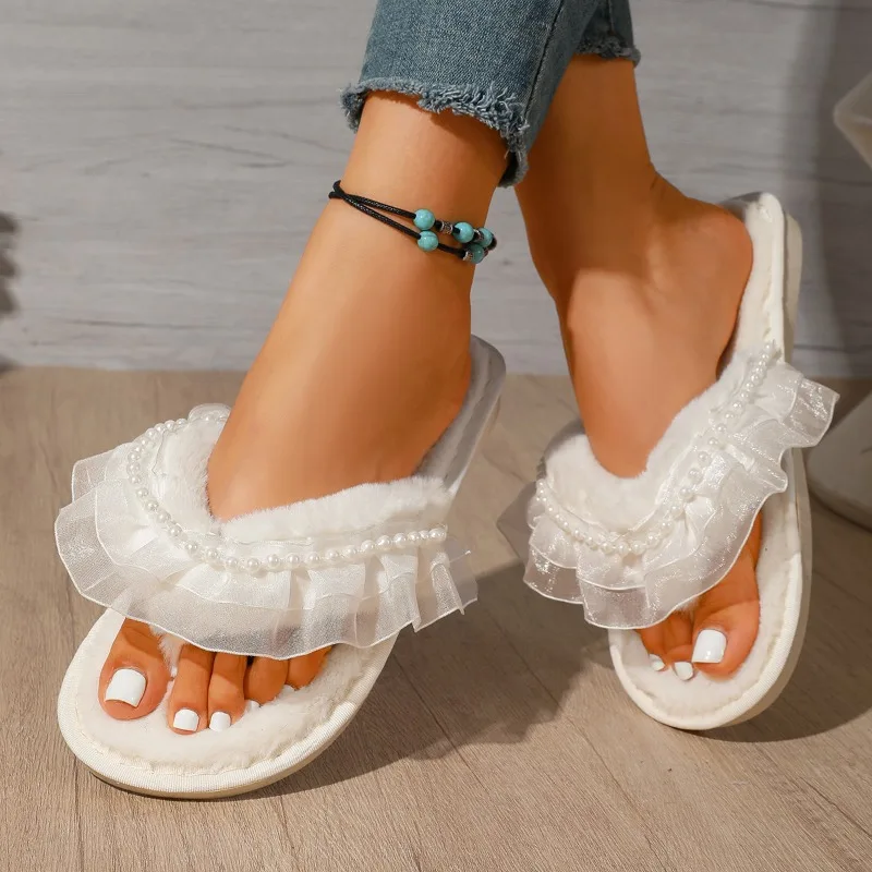 Women White Fuzzy Plush Slide Slippers Lace Ruffle Pearl Decor Open Toe 1.5CM Low Wedge Heel Indoor Home Sandals
