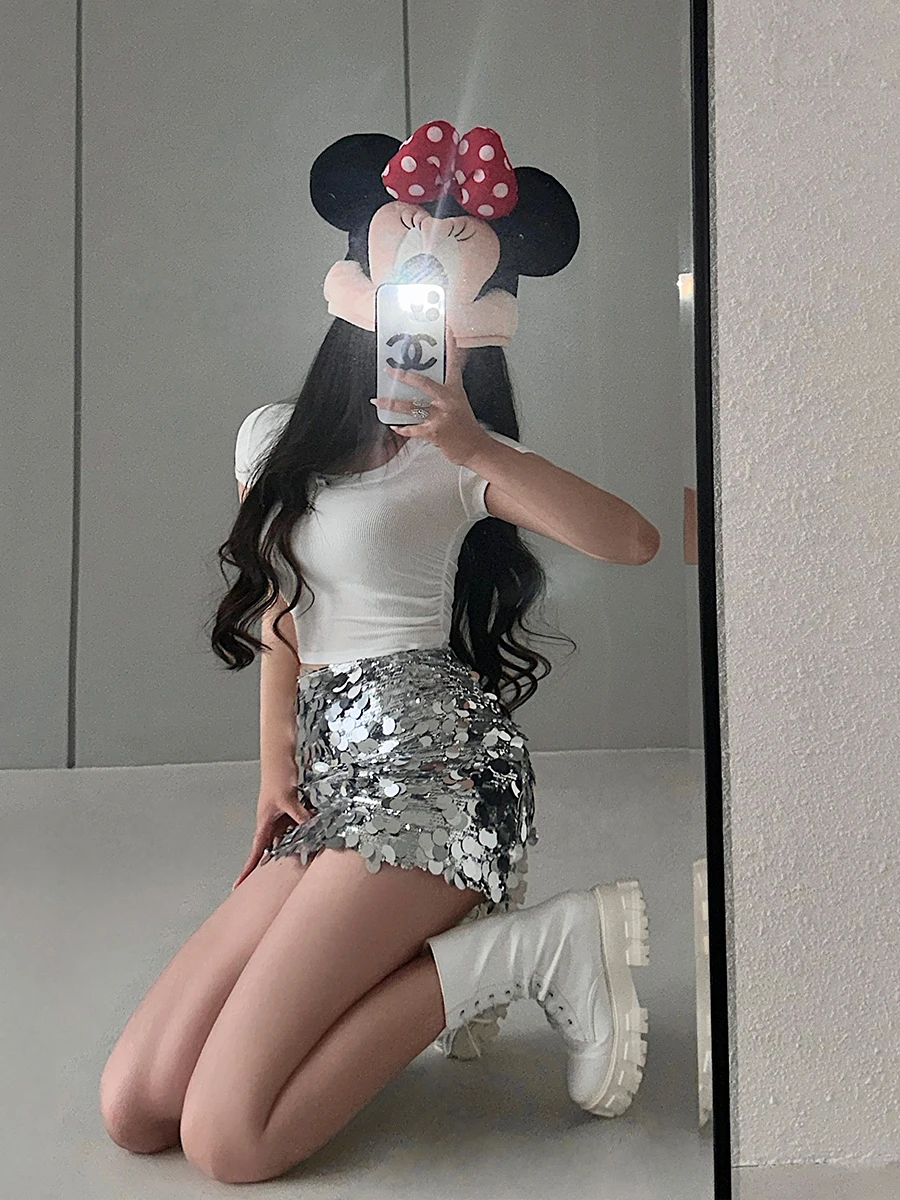 

Sexy Sparkling Silver High Waist Bodycon Skirt ort Skirt Young Girl Day Spicy Girl Sle Faionable Slimming f-len...