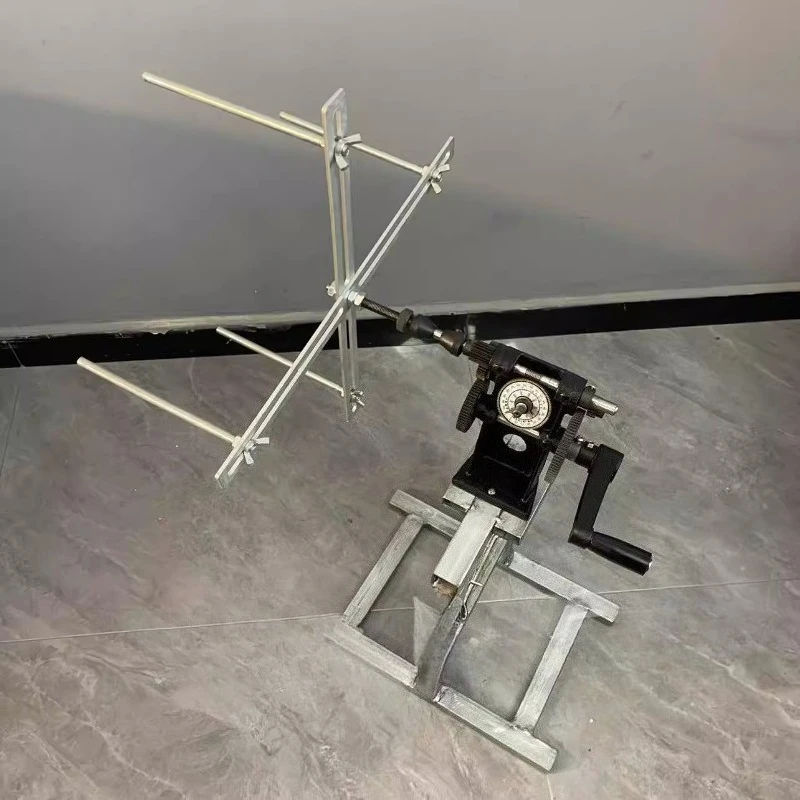 Hand-cranked reel Hand-cranked reel