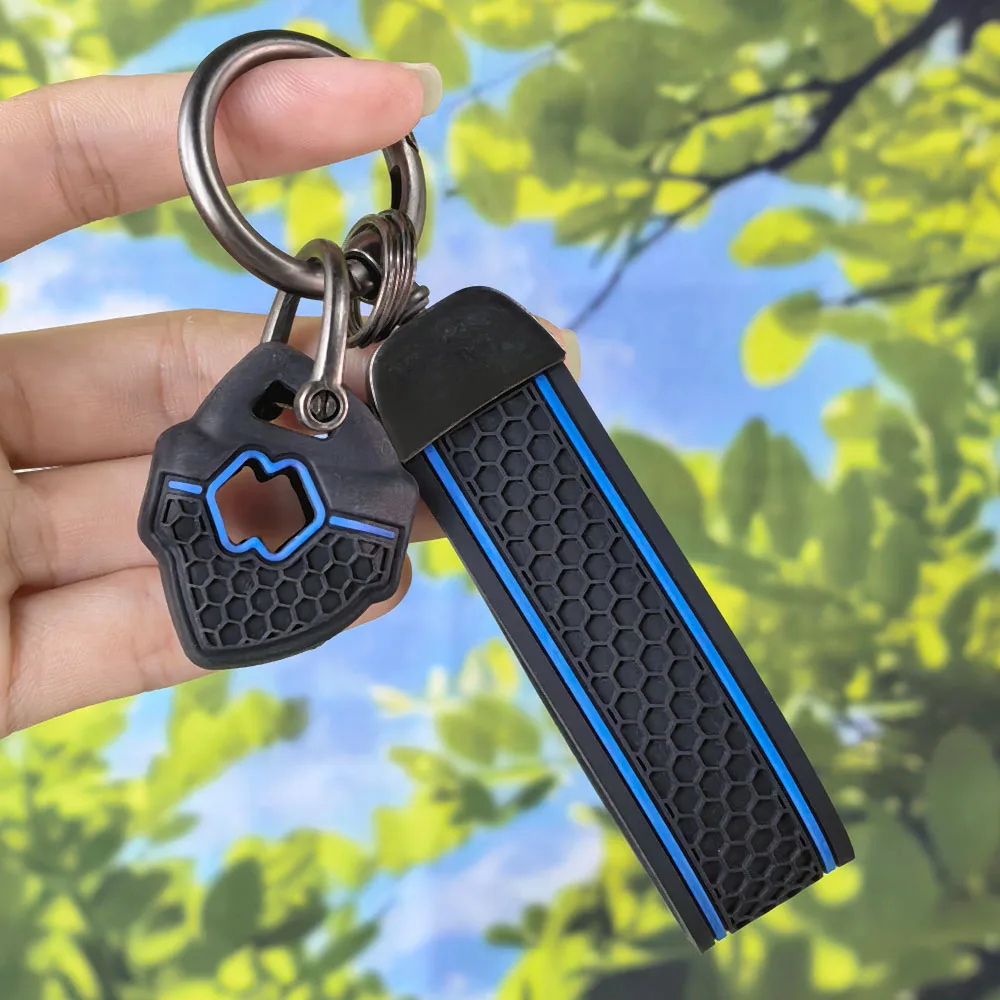 Sport Silicone Key Protector With Keychain For Suzuki Vstrom 650 1000 1050 1050XT DL650 DL1000 Vstrom650 Vstrom1000 Vstrom1050 view 2