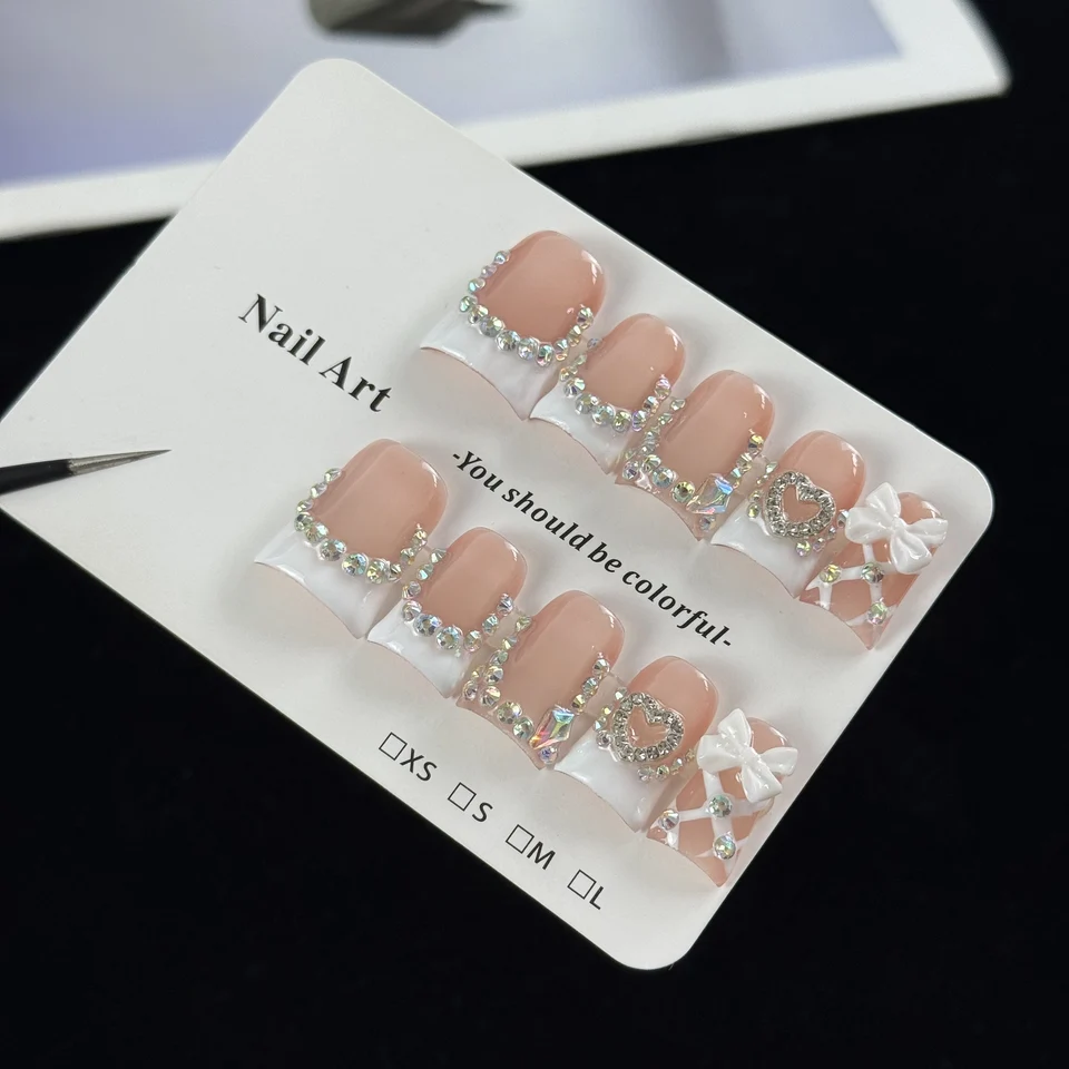 10 pzas Uñas postizas de lujo, serie nude, con moños tridimensionales, corazones y piedras brillantes, hechas a mano 4