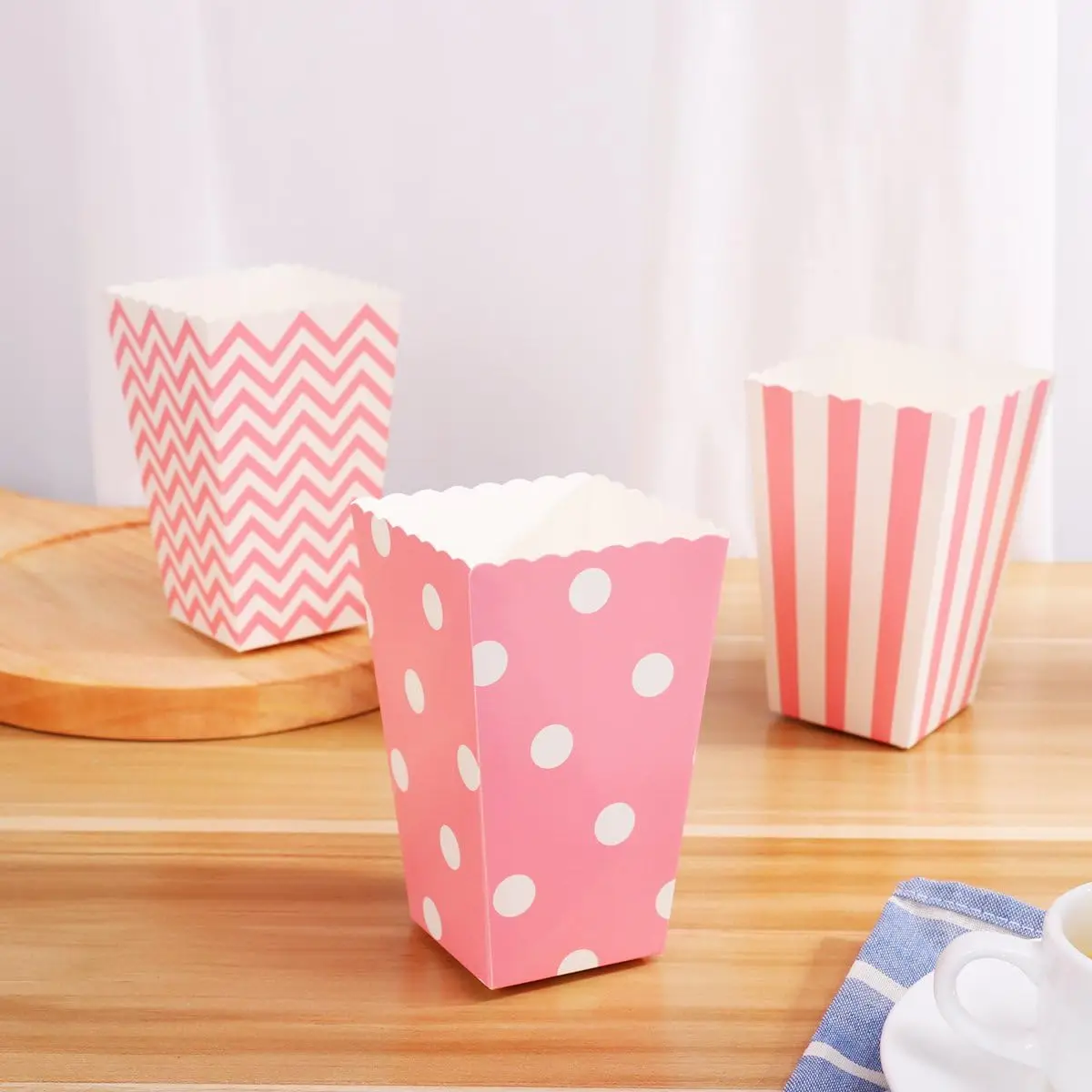 New 6/12/18Pcs Pink Dot Wave Striped Paper Popcorn Box Pop Corn Candy Sanck Favor Bag Xmas Wedding Kid Birthday Party Decoration