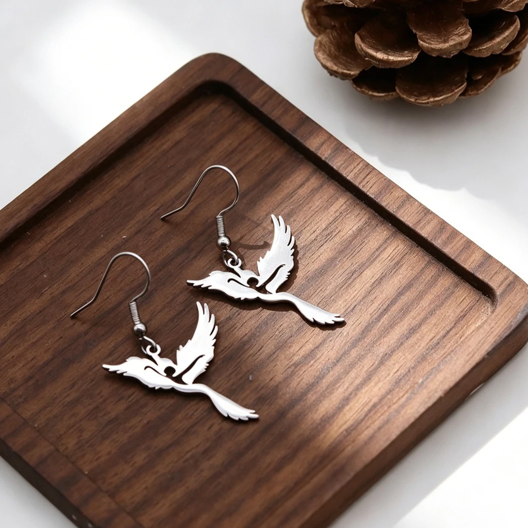 Waterproof Stainless Steel Hollow Flying Crane Bird Earrings for Women Metal Lady Ear Hook Jewelry Ear Cartilage Puncture Gifts