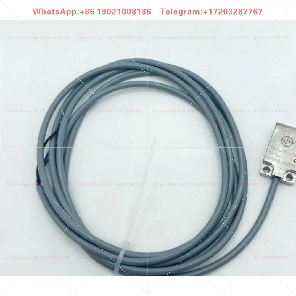 New Proximity Switch DW-AD-701-C23 702 703 704276 Square Inductive Sensor