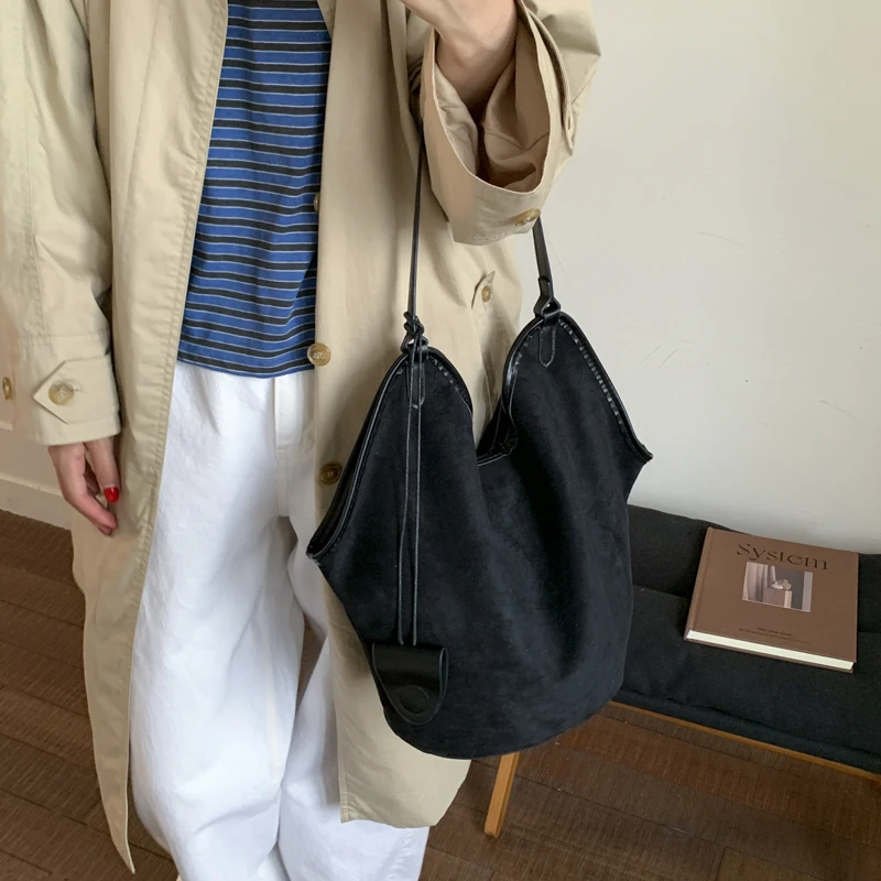 

Trendy Designer Letter Logo Crossbody Handbag For Women Luxury Tote Solid Color Elegant Leather