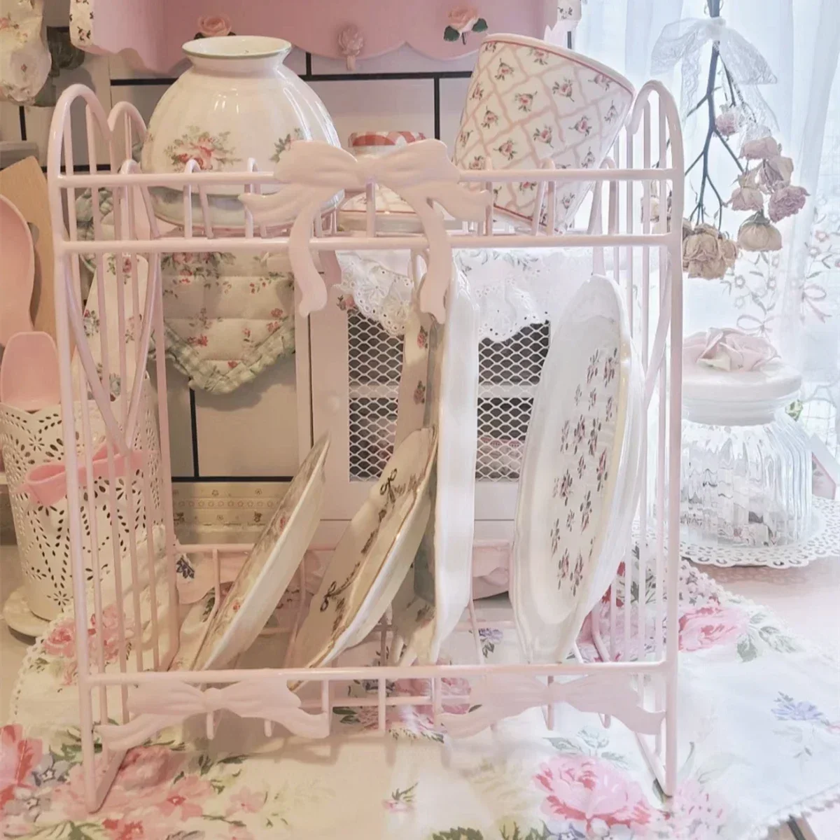 

BB Pink iron kitchen supplies storage rack bow shaped bowl rack