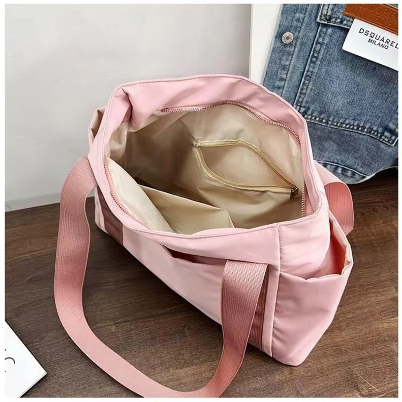 Bolsa de ombro feminina, bolsa de nylon monocromática, bolsa simples para mamãe sair, grande capacidade, bolsa de lazer, nova, 2023