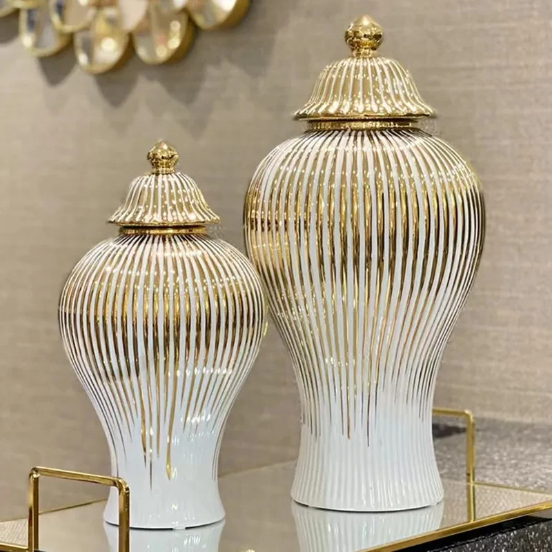 

Керамическая ваза-бутылка с золотыми полосками, ручной работы, для хранения имбиря, фарфоровый предмет декора для дома
