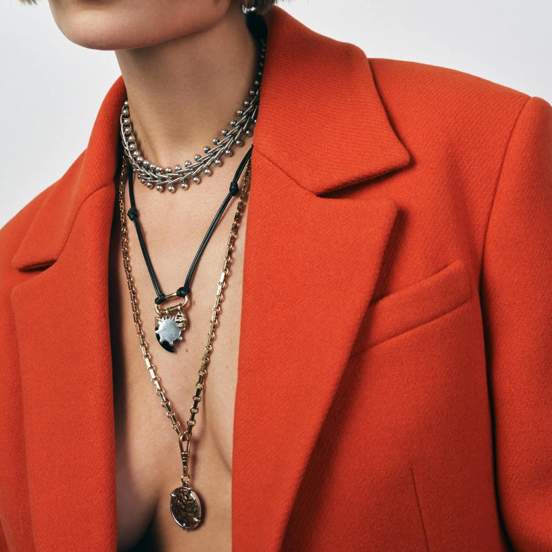 

2025 New ZAA Round Metal Coin Wolf Tooth Pendant Necklace for Women Multi-layer Vintage Ethnic Style Holiday Party Jewelry Gifts