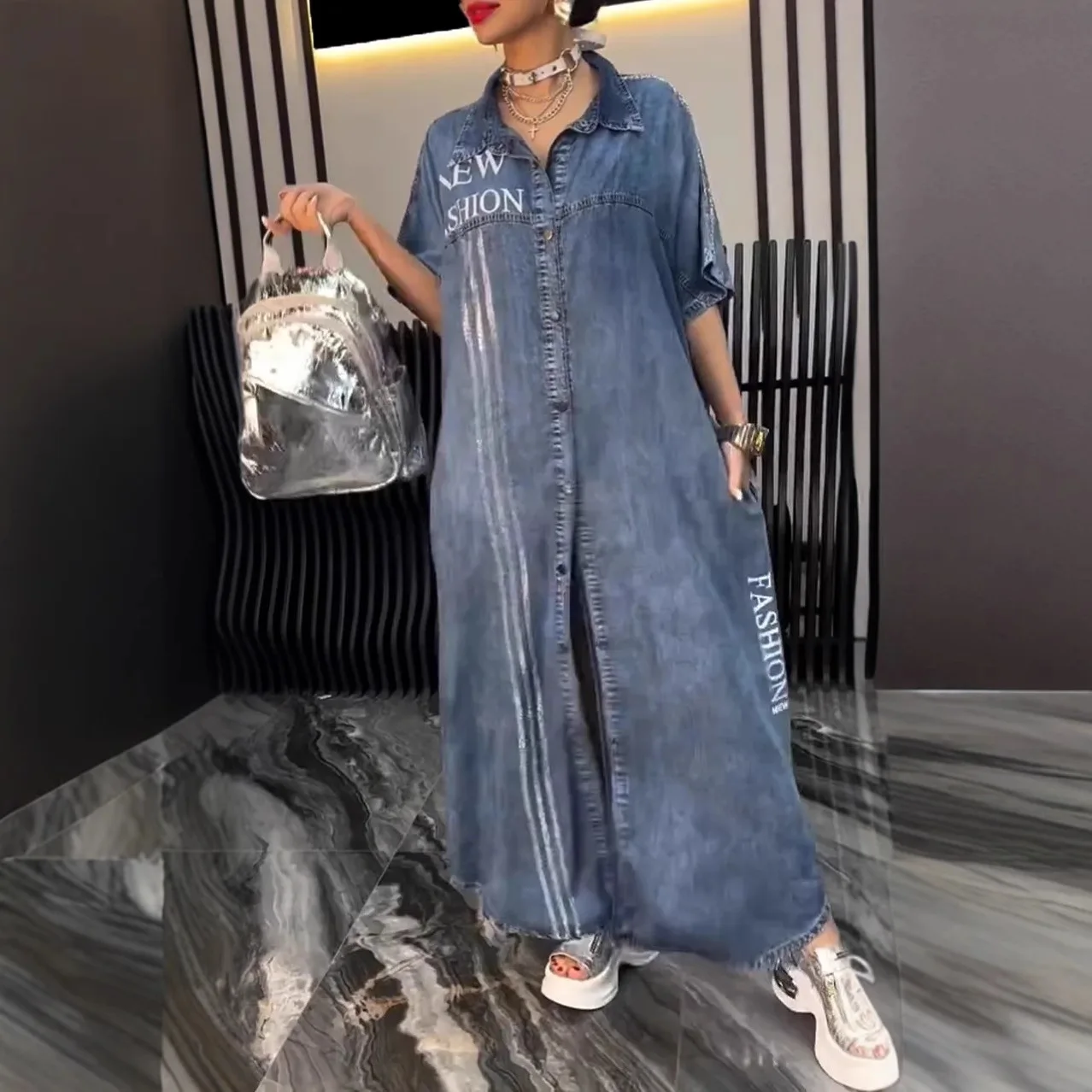 Denim Kleid Frauen Lange Kleider Brief Drucken Vestidos Einreiher Drehen Unten Kragen Distressed Maxi Kleid Sommer A Linie