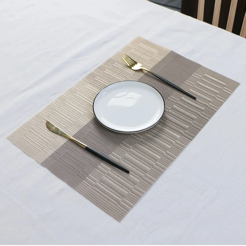 Set of 4 Gradient PVC Placemats 12 x 18 inch Non-Slip Waterproof Heat Resistant Table Mats for Home for hotel Restaurant