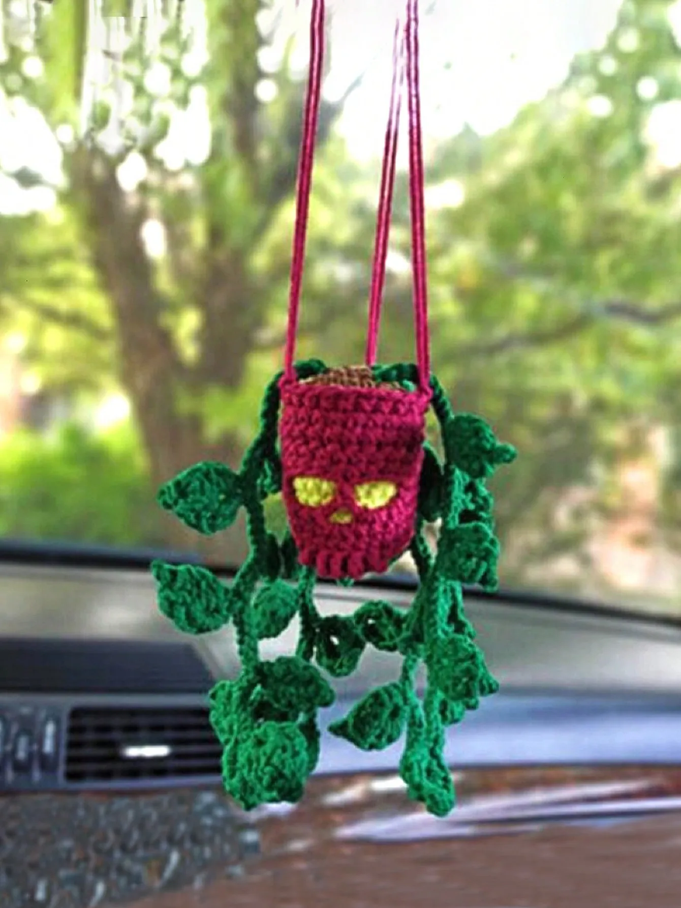 1Pc Car Skull Halloween Ornament, Car Decoration, Rearview Mirror Hanging Decor, Hand‑Crocheted Creative Accessory, Multiple Col