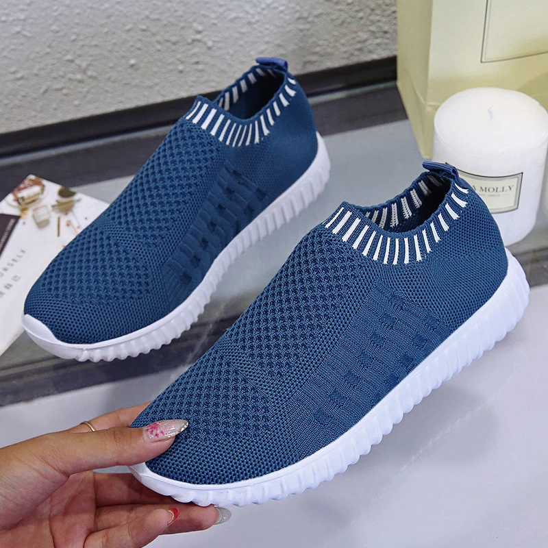 2024 Soft Bottom Knitting Sneakers Women Slip-on Breathable Mesh Flats Shoes Woman Non-slip Plus Size 43 Sock Shoes Platform