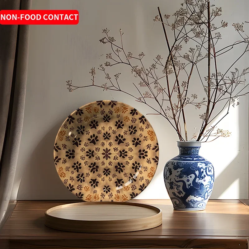 1pc Elegant Ceramic Wall Art Plate with Intricate Leaf Pattern - Round Non-Food Contact Home Decor for Living Room, Bedroom,