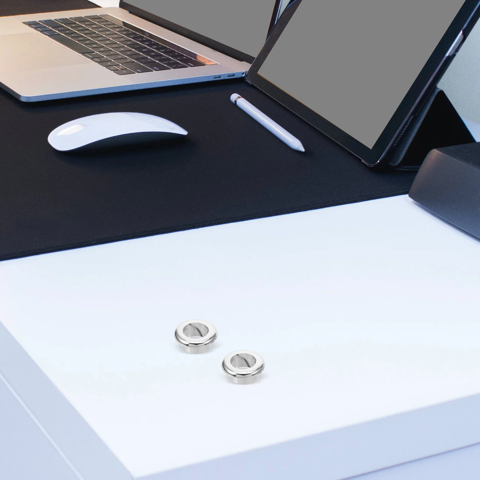 2 قطعة أغطية ثقب الأسلاك حلقات مكتبية لإدارة الكابلات حماة سلك اللمسة النهائية السلسة منظمة سطح المكتب والمكتب المنزلي