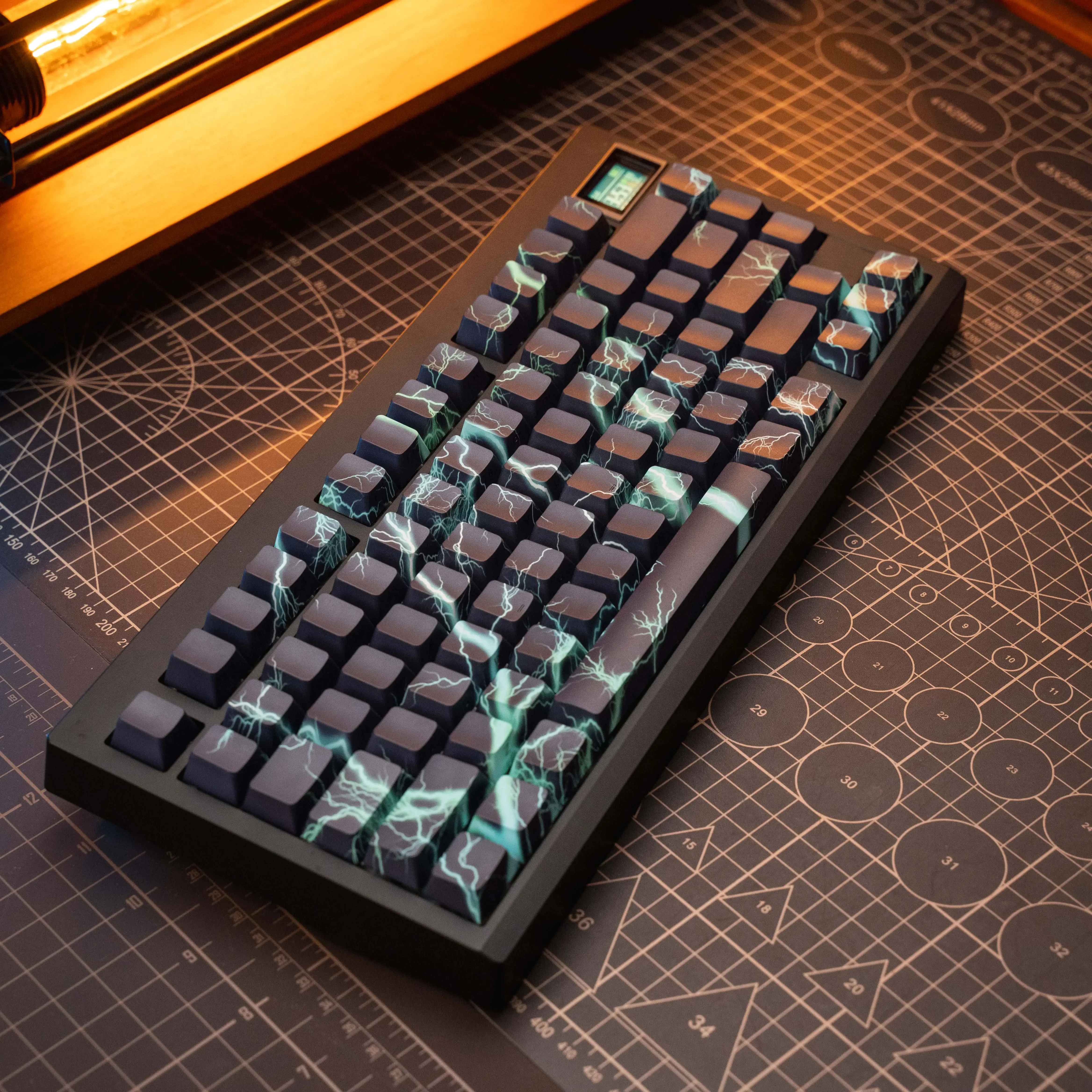 الأفعى الخضراء موضوع Keycap الكرز الشخصي الجانب محفورة شفافة كيكابس PBT التسامي الحراري شخصية غطاء لوحة المفاتيح بارد
