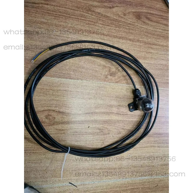 Solar Tracking Azimuth Detection Head Detects Solar Azimuth Through Dual Detection of Inner and Outer Rings