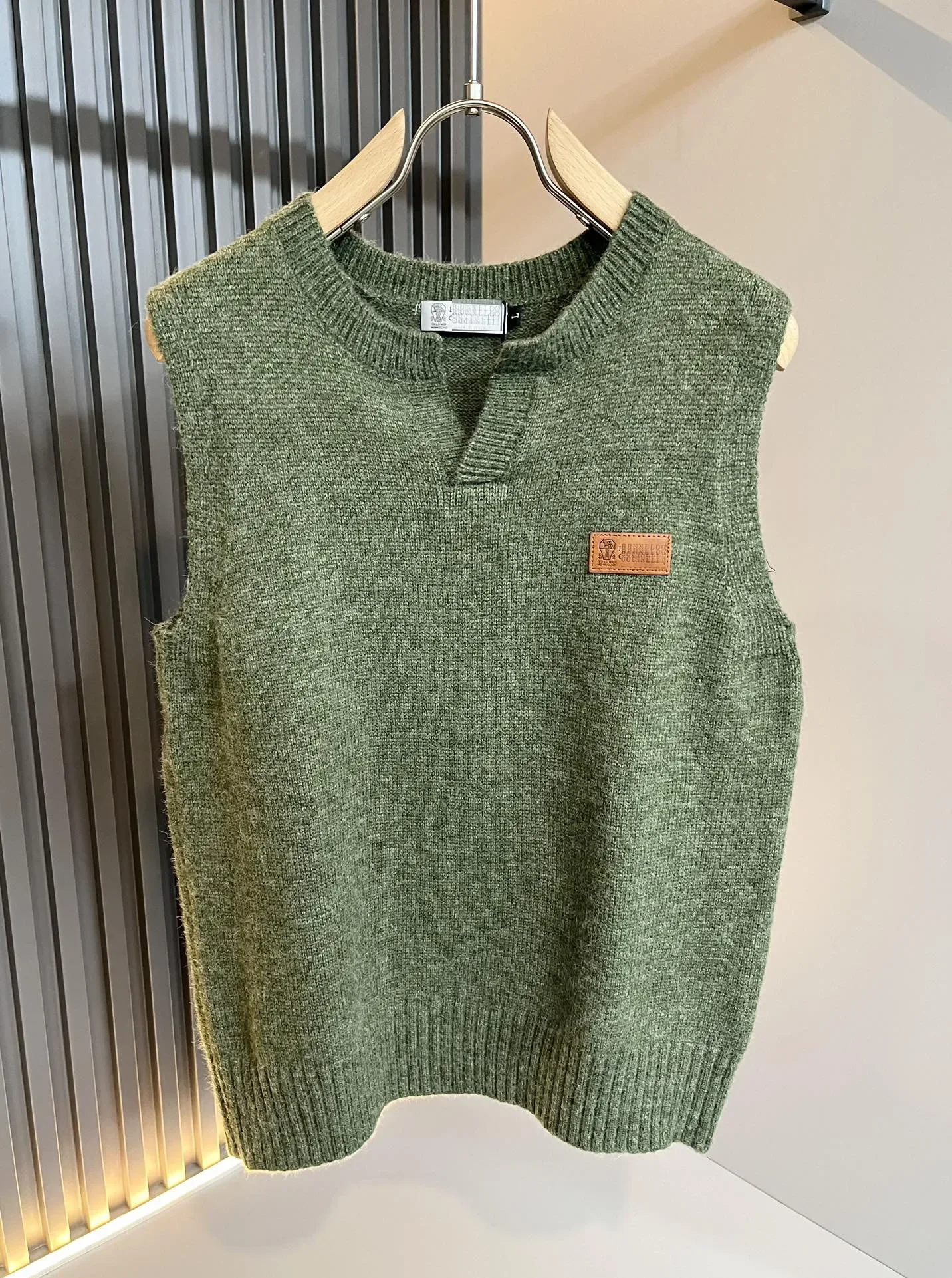 JINGZHOU 2025 Men's Autumn/Winter New Knitted Wool Vest Knitted Wool Fabric! Smooth and delicate hand feel m-4xl