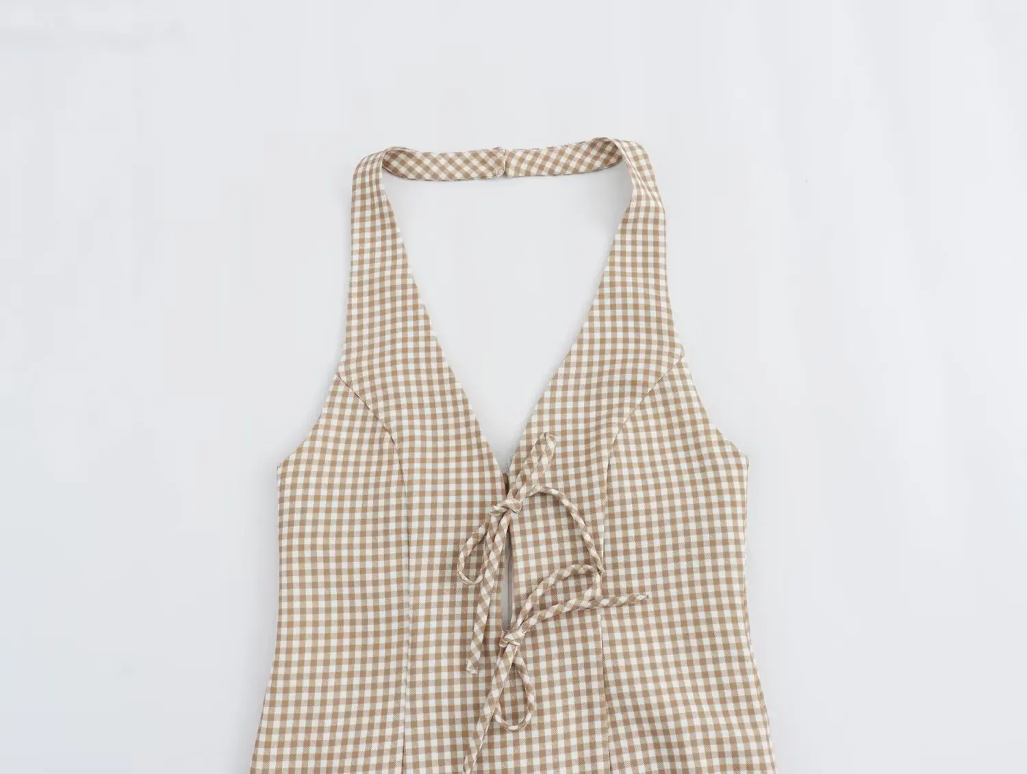 2023 Neue Damenbekleidung: Modisches Neckholder-Kleid im europäischen und amerikanischen Stil mit V-Ausschnitt und Schleifendekoration