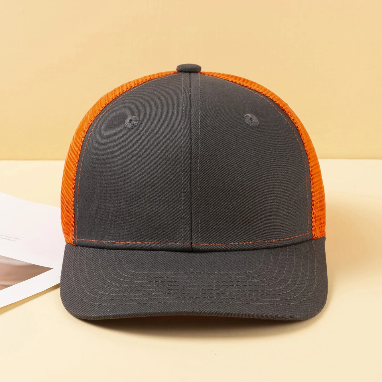 Simple workwear style grey-orange contrast stitching mesh fabric wide-brimmed eight-strand baseball cap for outdoor travel
