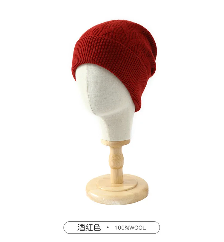 Gorro de punto de lana 100% pura para mujer, gorro de invierno suave sin picazón con protección para los oídos, gorro cálido con calavera
