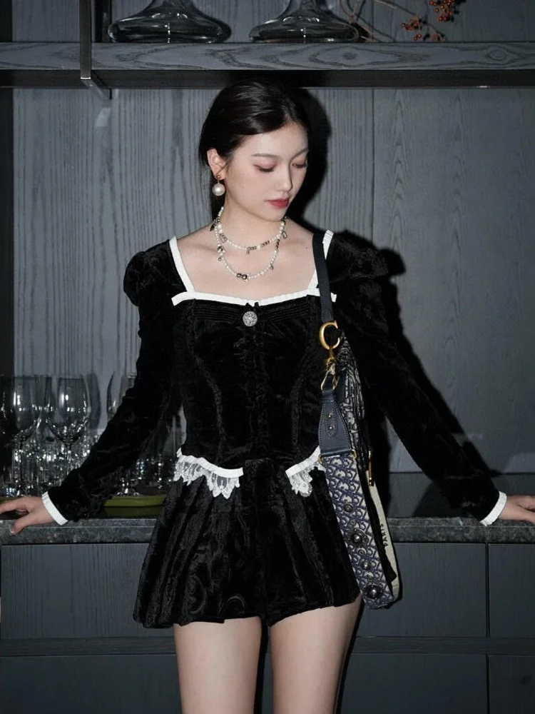 

High-End Velvet irt with Lace Trim Square Collar ort Sle Long Sve Button Closure Pure Color Commute Sle Women's Top