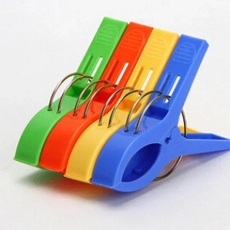 4pcs /set ABS Beach Towel Clips, Large Plastic Windproof Clothes Hanging Peg Quilt Clamp Holder for Beach Chair