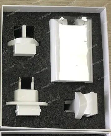 280wGlobal universal conversion plug Multifunctional travel socket converter Universal  Equipped with multi-national plugs