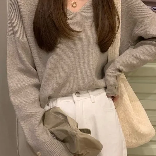 ربيع الخريف 2025 الكورية نمط سليم تيشيرت ضيق بأكمام طويلة محبوك المرأة أسود أبيض سترة برقبة على شكل v موضة الأمومة