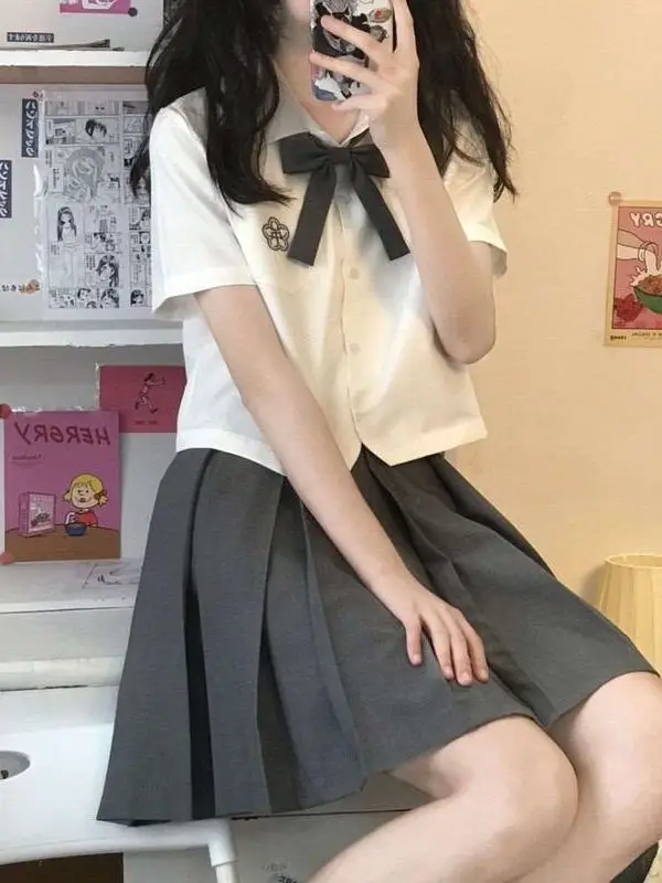 

Women's Summer JK Uniform Short-Sleeved Shirt All-Matching Preppy Style Fashion Set Chic Work Uniform Three-Piece Suit
