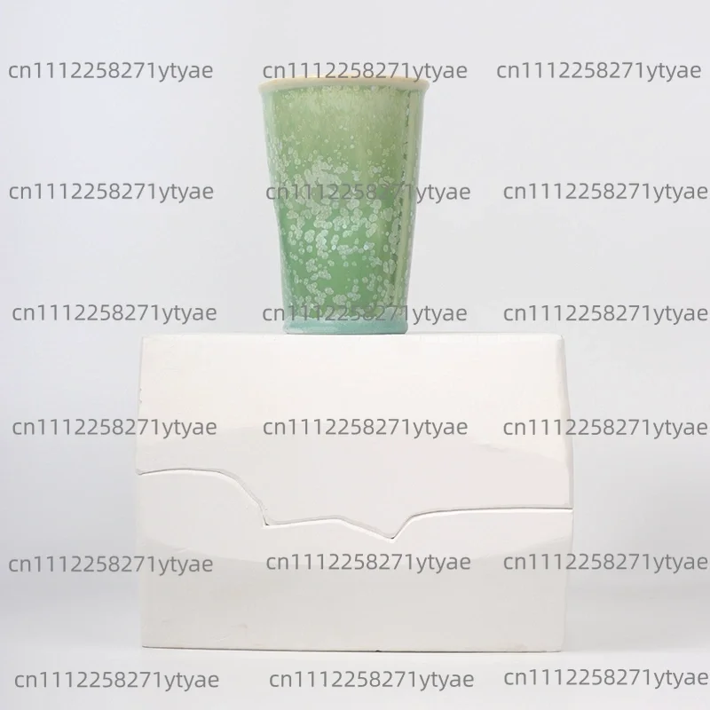 Gypsum mold is used for hand pottery, clay ceramics, and auxiliary tool forming