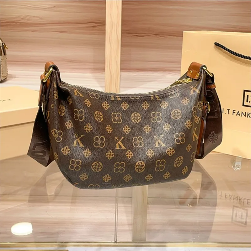 Brand Women's Bag 2025 New Retro Shoulder Bag Large Capacity Texture Crossbody Dumpling Bag Trendy