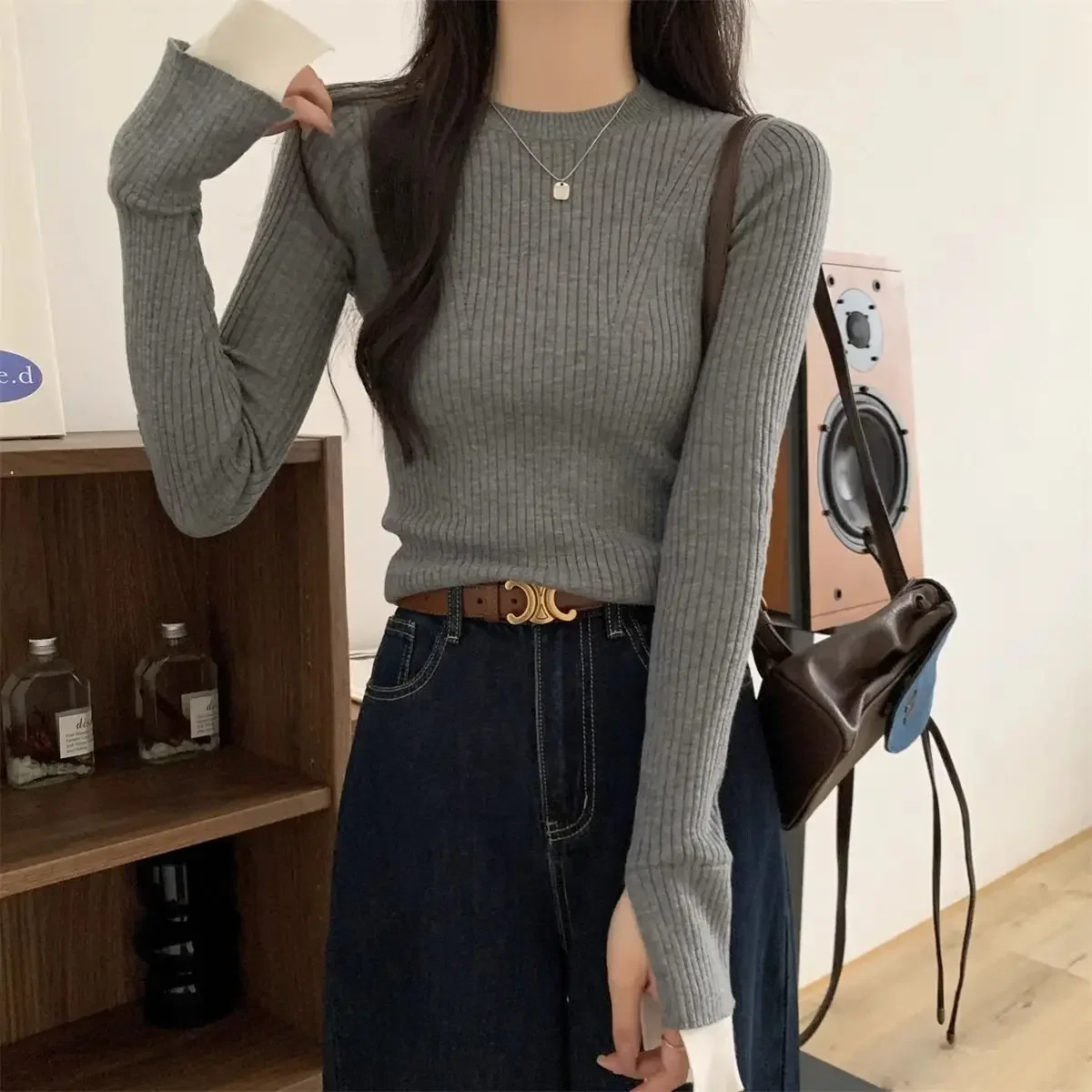 Gagarich Korean Style Autumn Winter Knitted Sweater Round Neck Contrasting Color Trumpet Sleeves Stylish Slim Fit Poullover