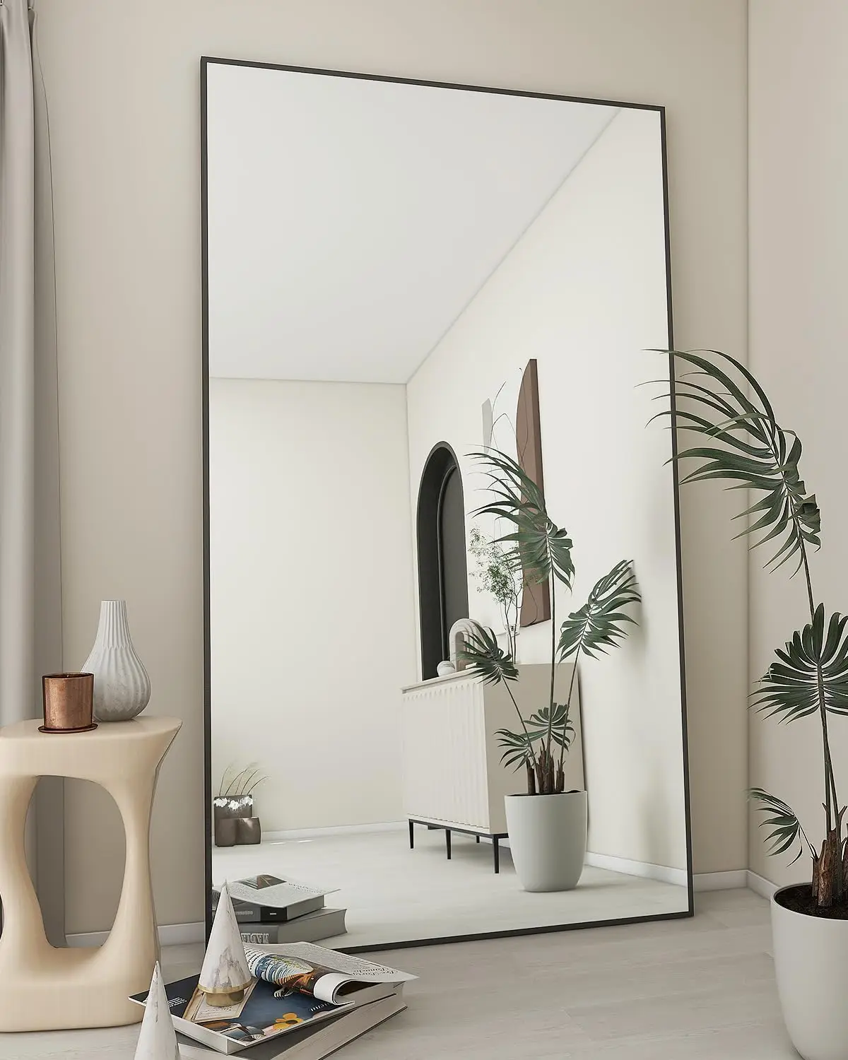 Grand miroir pleine longueur 34 "x 76", miroir de sol avec support, miroir de courtoisie mural avec cadre en métal, penché suspendu