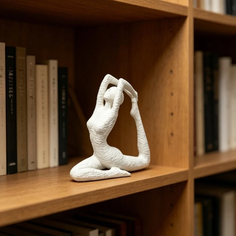 1 Piece Faceless Female Yoga Statue Ornament with Textured Stone Effect, Elegant Faceless Yoga Woman Statue, Modern Mindfulness Ornament, Suitable for Yoga Studios, Bookshelves, Bedroom Nightstands, Ideal for Those Who Appreciate a Serene and Minimalist Style, a Warm Housewarming Gift, and a Gift for Yoga Enthusiasts, Christmas and Halloween Gifts
