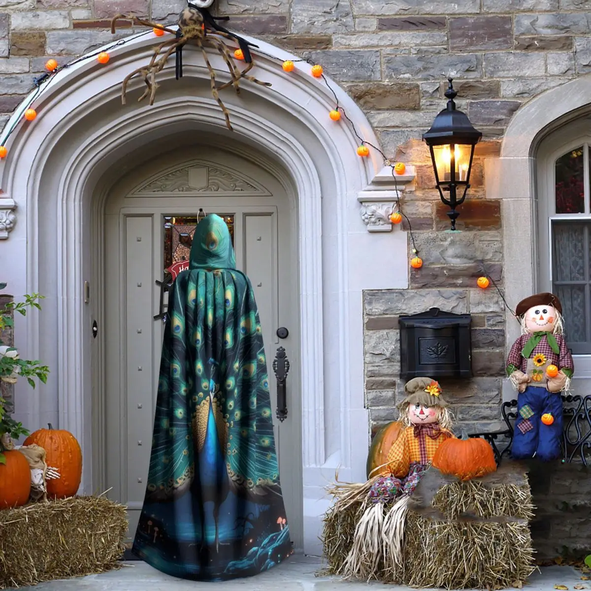 เสื้อคลุมยาวมีฮู้ดลายขนนกยูงสุดอลังการ ชุดแม่มดยุคกลาง คอสเพลย์ เสื้อคลุมฮาโลวีน แวมไพร์ สำหรับผู้ใหญ่ ทุกเพศ