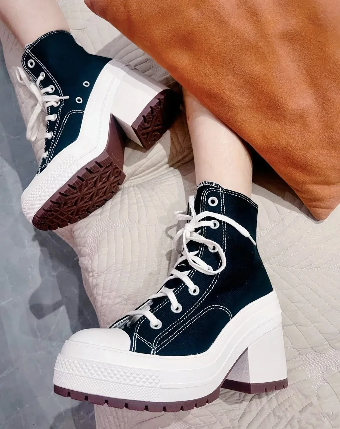 Klassische Damen-Plateau-Turnschuhe, Segeltuchschuhe, personalisierte Luxus-Absätze, Skateboard, Schnürung, Freizeitschuhe, modische Outdoor-Turnschuhe – Detail 13