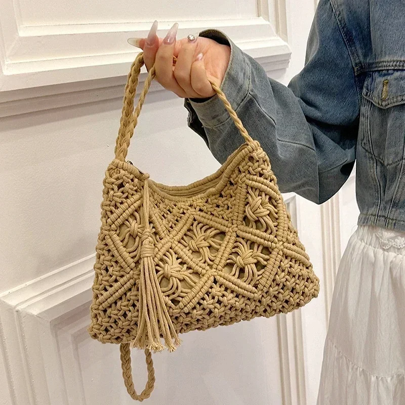 

Fashion Woven Hollow Out Shoulder Bags Summer Crossbody Beach Travel Handbag Female Tassel Bag Women Messenger Bags