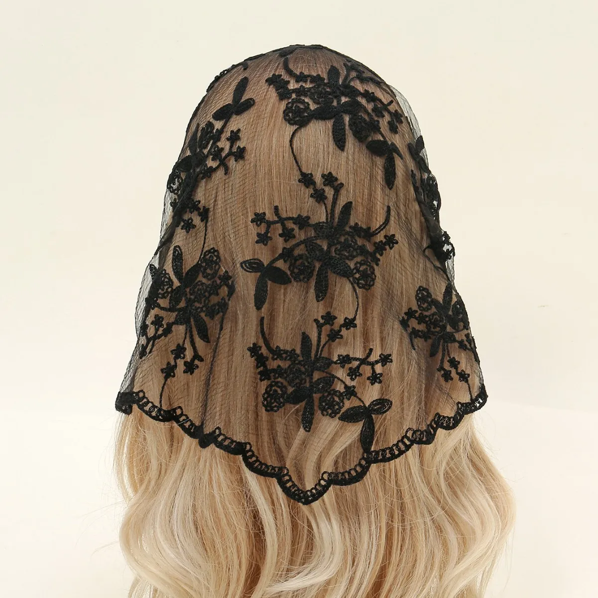 acessorio-de-cabelo-para-casamento-lenco-triangular-de-renda-floral-veu-de-noiva-em-cores-lisas-preto-e-branco-novo-para-p