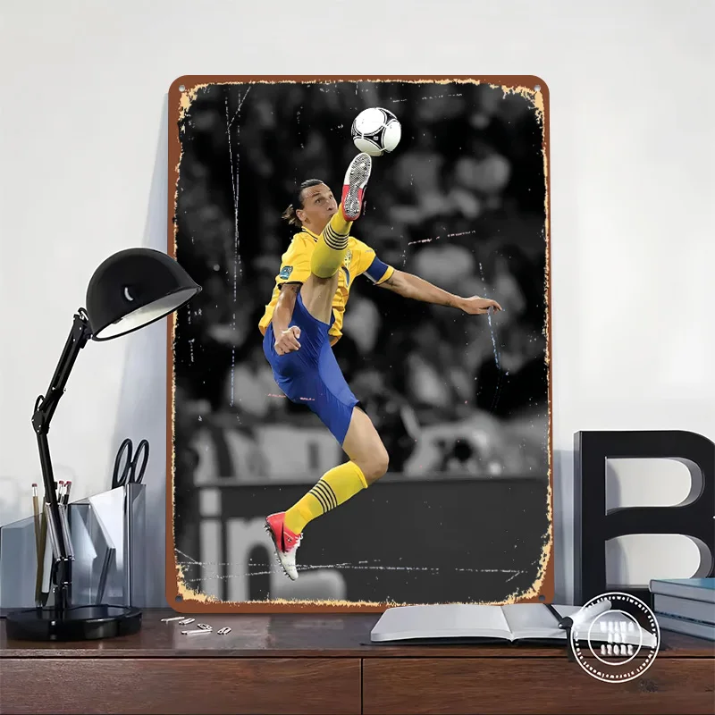 Messi Soccer Ronaldo Printed Poster Customized Wall Art Retro Vintage Metal Tin Signs for Home Bedroom Decoration Room Man Cave