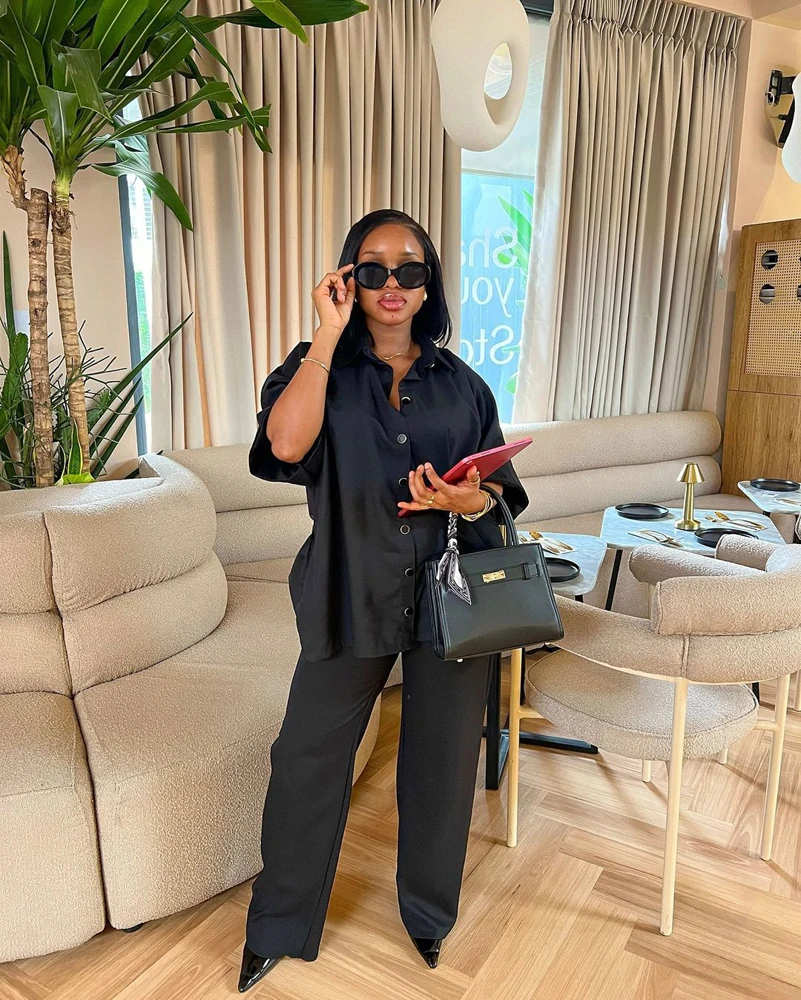 

Fashion Black Women Sets Outfit Half Sleeve T Shirt and Wide Leg Pants Suit Summer 2025 Office Wear Lounge Two 2 Piece Set
