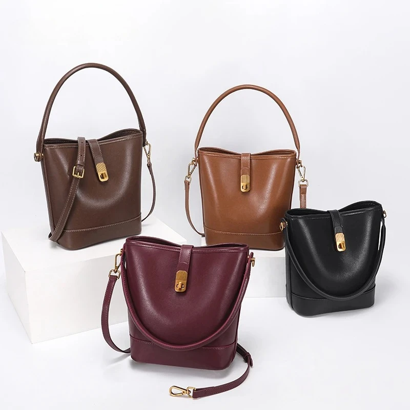 

Women's Genuine Cow Leather Shoulder Bags Ladies Fashion Versatile Designer Luxury Crossbody Bag Female Bucket Handbags for lady