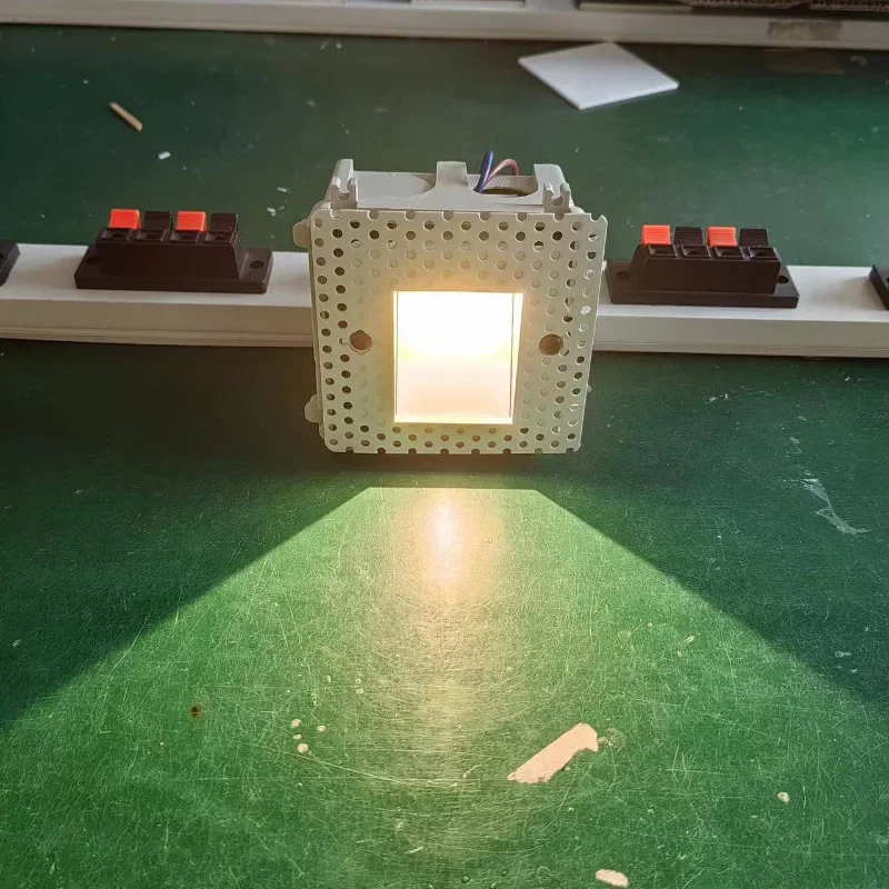 

Innovative In-Ground LED Step Light Wall Lamp for Home Hallway - No Frame and 86 Type Footlight Design