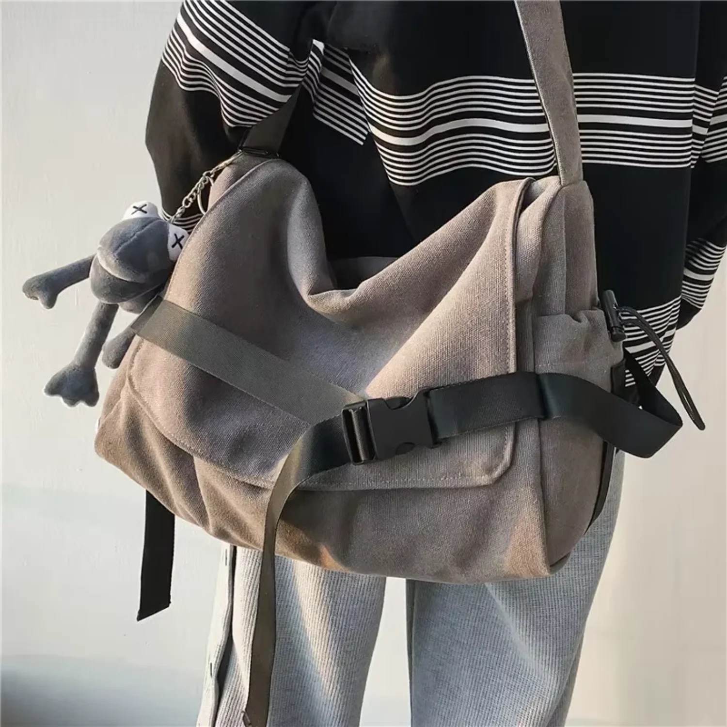 Canvas messenger bag for women, large capacity handbag, shoulder bag, youth girl student school bag, fashion Men's CRO