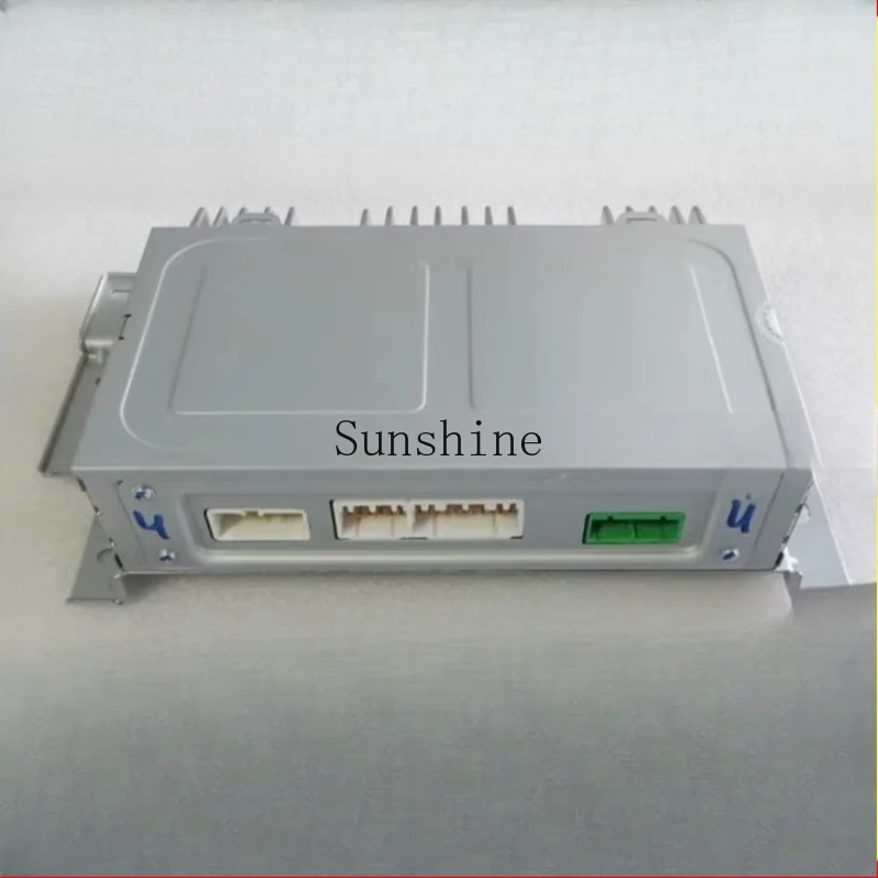 

Подходит для внешней звуки, чем усилитель S7.