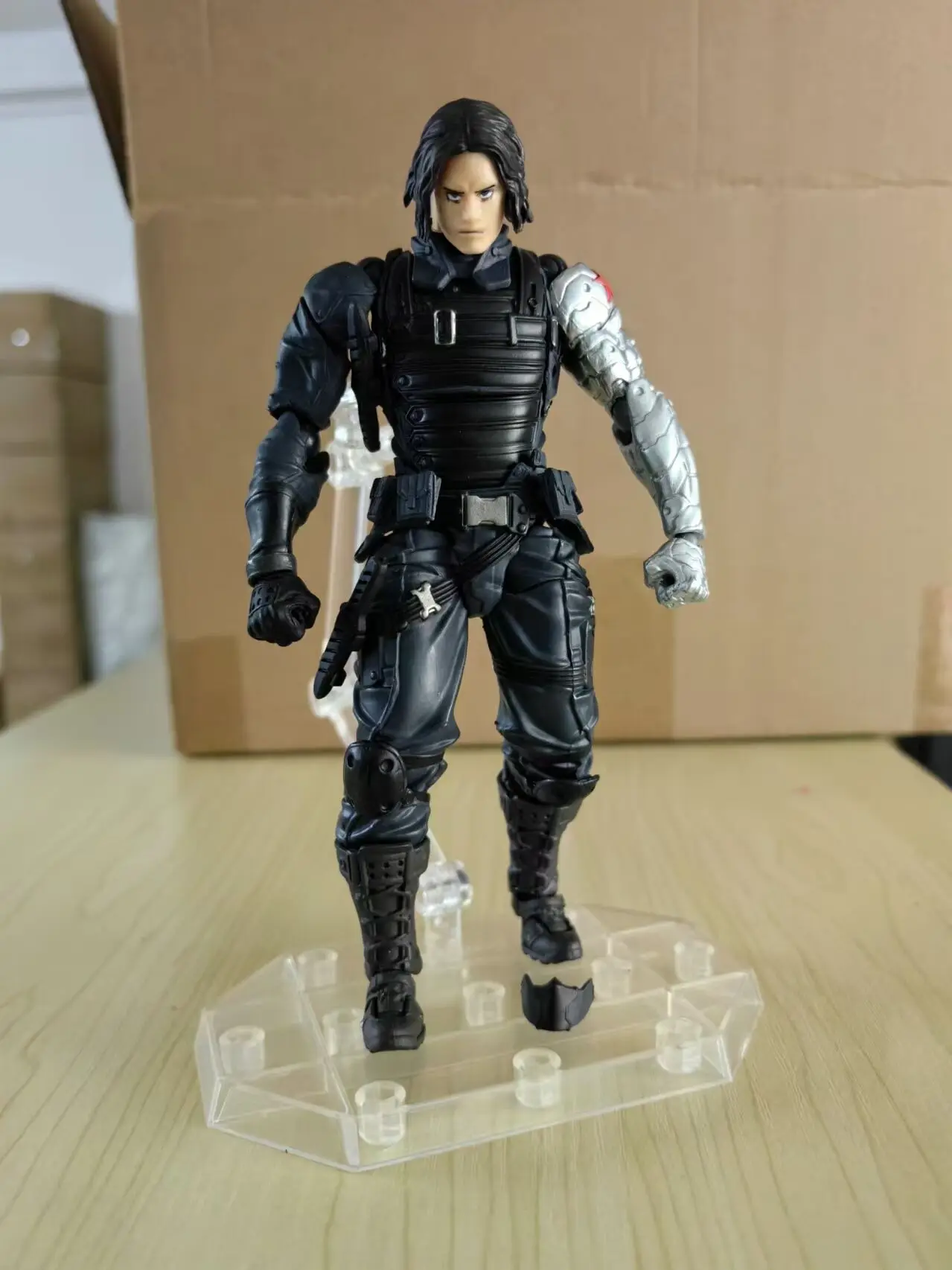 Kaiyodo soldado de invierno Revoltech increíble YAMAGUCHI Bucky Barnes Capitán América Anime figuras de acción juguete juguetes de cumpleaños regalos