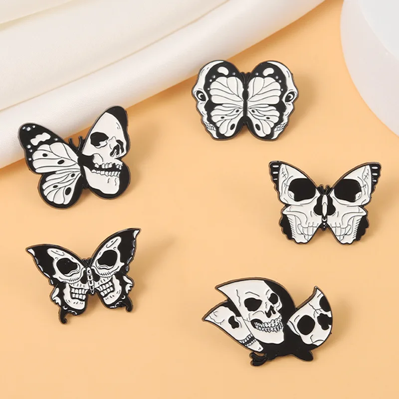 skull buterfly Moth insect rooch Vintage Animal Pins Gift For Women Crystal Alligator Metal Broach Jewelry