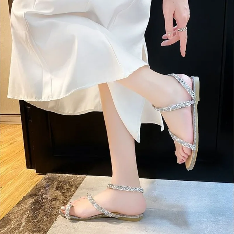 

Женские сандалии больших размеров с блестящими стразами, летние уличные туфли для женщин 35-43 размера.