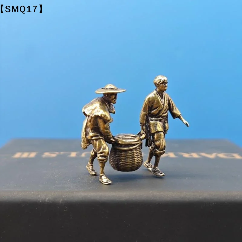 Brass Farmer Carrying A Bamboo Basket Miniature Landscape Figure Model Artificial Hill Ancient Style Scenery Decorative 【SMQ】