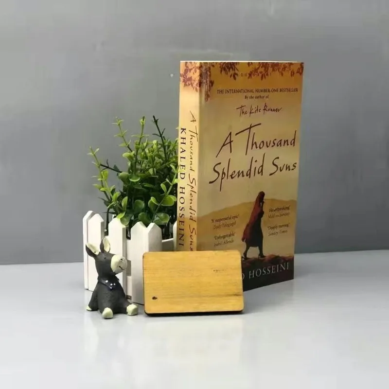 A Thousand Splendid Suns. Novel, English